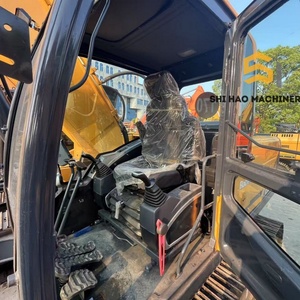 Excavadora de cadenas Hyundai 225LC-9S de 22.5 toneladas en excelentes condiciones para sitios de construcción y trabajos de infraestructura - Product Image 2