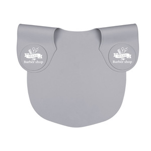 Grembiule da barbiere in Silicone riutilizzabile con doppio tampone <span class=keywords><strong>per</strong></span> capelli | <span class=keywords><strong>Salone</strong></span> Anti-disordine/strumento <span class=keywords><strong>per</strong></span> il taglio di capelli a casa | Silicone alimentare - Product Image 1