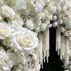 Arco Floral para Boda, Decoración con Rosas Blancas Artificiales, Hecho a Mano, Estilo Clásico, Reutilizable y Reciclable - Product Image 3