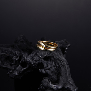 Anillo de Plata de Ley S925 con Doble Banda Trenzada y Moissanita, Anillo Sencillo Minimalista de Lujo, Apilable, Versátil para Uso Diario, Anillo para el Dedo Índice - Product Image 2