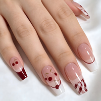 Faux ongles à presser en gros, personnalisés, marque privée, forme cercueil, motif écossais cerise nude, finition brillante, style français