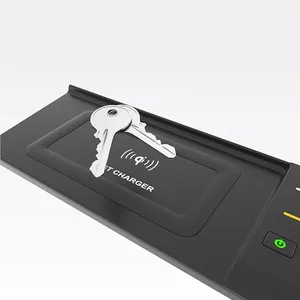 ที่ชาร์จไร้สายในรถยนต์ 15W ชาร์จเร็ว รองรับโทรศัพท์มือถือ ช่องเสียบ USB คู่/QC3.0 สำหรับ Audi Q5L ปี 2018 ขึ้นไป - Product Image 2