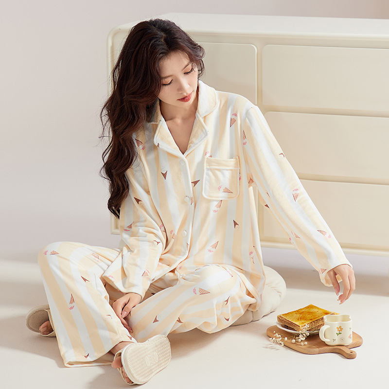 Tender Yellow Cool H305