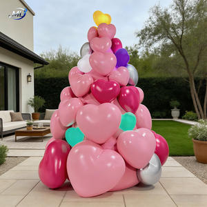 Sculpture d'arbre de Noël en fibre de verre créative, fantaisiste et durable, en forme de cœur, à poser au sol, ornement décoratif LED - Product Image 2