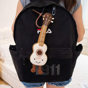 Peluche musicale personnalisée OEM nouvelles peluches de haute qualité conception drôle mignon guitare forme poupée oreiller - Product Image 3