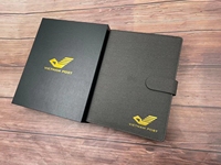 Batería de Polímero de Litio de 8000 mAh con Logotipo Personalizado, Carga Inalámbrica, Ultra Delgada, Banco de Energía Portátil para Computadora Portátil con Entrada Micro USB
