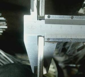 22英寸扁平刀片不锈钢烧烤烤肉串棒易于使用的户外和厨房工具金属烧烤串 - Product Image 6