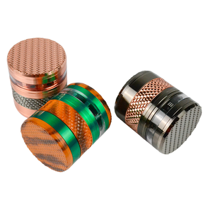 Offre Spéciale haute qualité en gros en alliage de zinc aimant logos personnalisés 2.3 pouces broyeur d'herbes en métal - Product Image 5