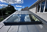 Fenêtres de toit en verre personnalisées en aluminium de qualité supérieure, motorisées électriquement, pour toits inclinés, plats, modernes, carrés, triangulaires ou en dôme