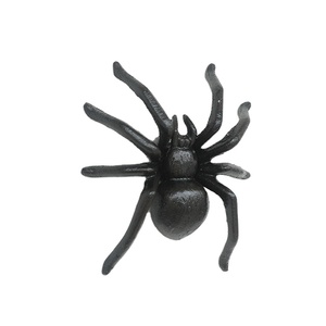 Decoración Vintage de Hierro Fundido con Forma de Animales para Halloween: Cerdo, Gato, Rana, Príncipe, Araña para Fiestas al Aire Libre - Product Image 1