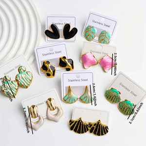 Boucles d'oreilles clous tendance en acier inoxydable plaqué or, motif nœud papillon, fleur, cœur, hypoallergéniques, émaillées, cadeau, fête, vente en gros - Product Image 3