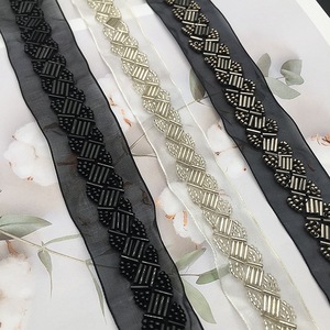 Deepeel CR154 Nastro in Pizzo Pesantemente Decorato con Perline, Accessori per <span class=keywords><strong>Abbigliamento</strong></span>, Ornamenti Fai-da-Te, Pizzo con Perline Fatto a Mano - Product Image 5
