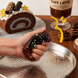 Juguete Blandito de Chocolate en Forma de Pastel, de Ascenso Lento, Suave, con Forma de Comida, para Aliviar el Estrés, Sensorial, Antiestrés, para Niños y Adultos - Product Image 1