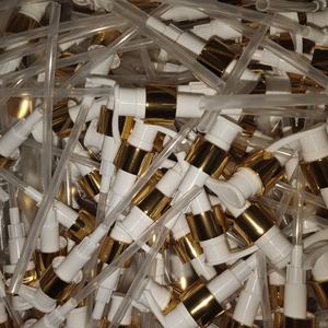 Viarious Style Plastic Cosmetic Screw Flip Top Custom Bottle Cap - Product Image 5