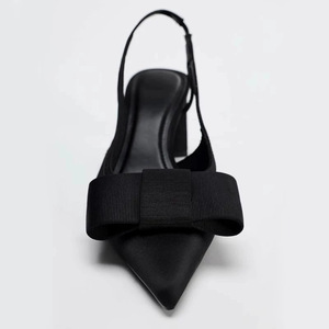 Sandalias de verano para exteriores, nuevos adornos de lazo negro de otoño con tacón de rocío, tacón grueso, tacones puntiagudos, estilo Baotou - Product Image 2