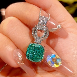 Wholesale Eco-friendly Copper 12*12MM Emerald Green Cubic Zirconia Pendant <b>Earrings</b> Ring Jewellery <b>Set</b> for Women - Product Image 3