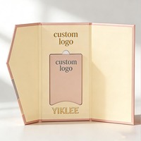 Porte-cartes VIP et cartes-cadeaux personnalisés en papier avec ruban et logo en relief, pour cartes VIP, cartes d'invitation et cartes-cadeaux de détail