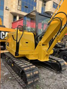 Excavatrice hydraulique Komatsu PC56-7 d'occasion en excellent état, avec châssis robuste et godet standard - Product Image 5