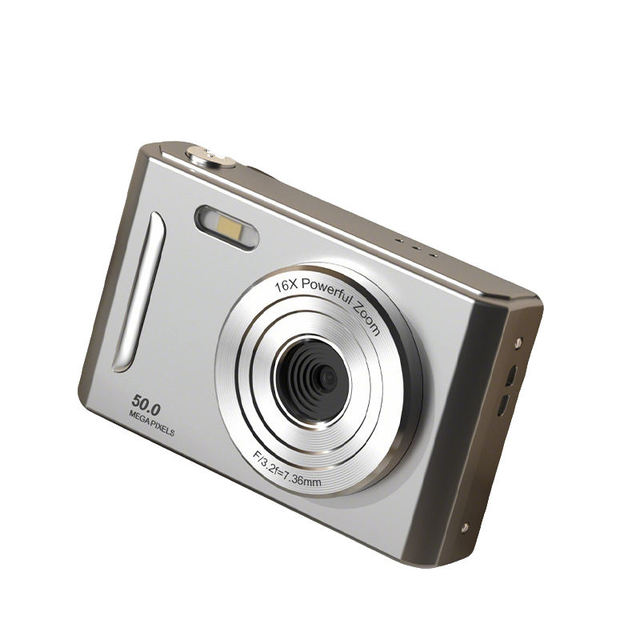 Gloss Slim Retro CCD Camera 50MP CMOS F3.2 f=7.36mm 16X Powerful Zoom Built-In Flash 2.4 Inch LCD Student Pocket Camera