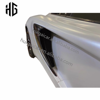 Kit carrosserie complet style 650S pour McLaren MP4-12C : ailes avant, pare-chocs arrière, capot, jupes latérales, phares, spoiler.