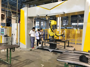 Cina prezzo di 6 Assi Braccio del Robot <span class=keywords><strong>3D</strong></span> In Acciaio Inox Macchina di <span class=keywords><strong>Taglio</strong></span> <span class=keywords><strong>Laser</strong></span> In Fibra - Product Image 2