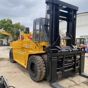 Montacargas Diésel Mitsubishi FD300 4X4 para Terreno Accidentado, Neumáticos Neumáticos, Mástil de Tres Etapas, Desplazador Lateral Hidráulico, Usado en Construcción - Product Image 4