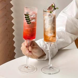 Flûtes à champagne en cristal côtelé pour fête et <span class=keywords><strong>pub</strong></span>, verres à vin roses givrés, verres à vin à manche fin - Product Image 2