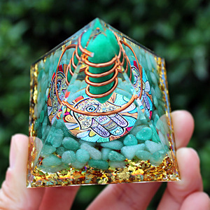 Kogiya <b>Crystal</b> <b>Chip</b> Pyramid Resin Epoxy Craft Desktop Ornament Home Decoration Gift - Product Image 4