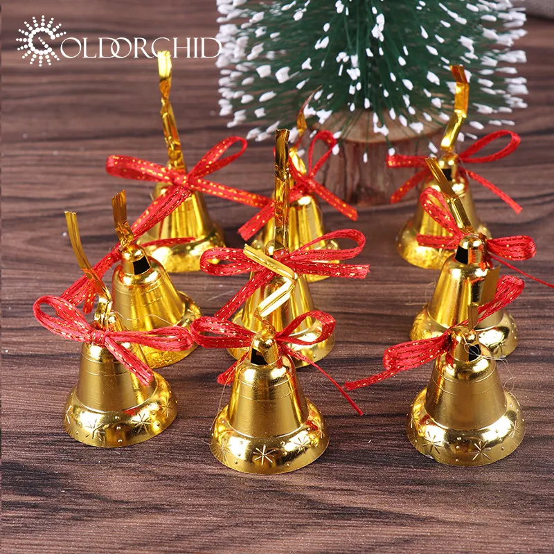 Оптовая продажа подвесных золотых пластиковых рождественских колокольчиков