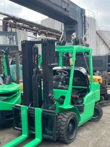 Chariot élévateur Mitsubishi d'occasion de 3 tonnes, performances fiables, rentable, efficace, 10 tonnes, 15 tonnes, 20 tonnes, 25 tonnes - Product Image 2