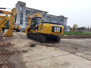 รถขุดตีนตะขาบ CAT 325DL มือสองในสต็อก น้ำหนัก 25 ตัน พร้อมราคาที่แข่งขันได้สำหรับการส่งออกทั่วโลก - Product Image 6
