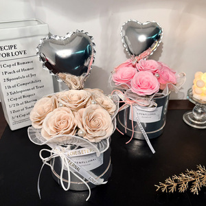 Caja de Rosas Preservadas Hechas a Mano de Lujo con Globo, Rosa Eterna en Caja Redonda, Regalo del Día de San Valentín para Ella, Regalo del Día de la Madre - Product Image 3