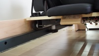 Machine de Pilates Reformer Commerciale avec Barre de Repose-Pieds Intégrée en Bois d'Érable Écologique et Durable pour Studio de Santé et Pratique de Pilates Corporel