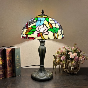 Lámpara de Techo LongHuiJing con Pantalla de Vidrio Estilo Europeo, Diseño de Libélula, Multicolor Mediterráneo, 12 Pulgadas, LED, Ajustable y Flexible - Product Image 1