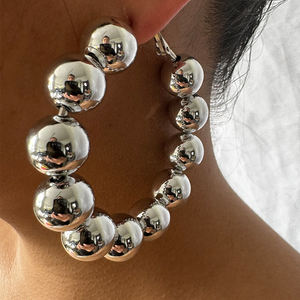 KAIMEI 2025 Новое поступление модные ювелирные изделия 7 см серебряные панк хип-хоп женские с бисером CCB массивные круглые серьги-Клипсы Серьги-кольца с бисером - Product Image 1