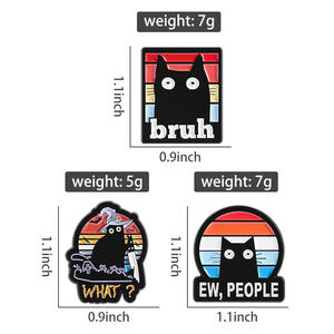 Gatto nero carino pennello smalto Pin strega gatto con coltello di Halloween divertente animale spilla risvolto distintivo gioielli regalo amici all'ingrosso - Product Image 6