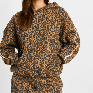 Sweat à capuche original pour femme à imprimé léopard avec manches premium, sweat à capuche avec cordon de serrage, sweat à capuche en polaire doux de qualité supérieure pour femme - Product Image 1