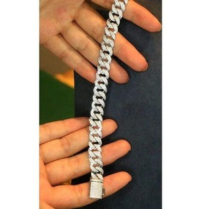 Pulsera de eslabones cubanos de moissanita al por mayor, joyería de lujo de plata de ley 925 para bodas y fiestas, disponible a buen precio - Product Image 4