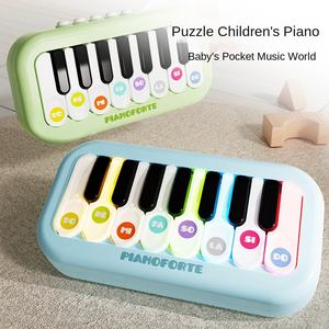 <span class=keywords><strong>Piano</strong></span> de Bolsillo Portátil de Bambú, Juguete de Dibujos Animados, Funciona con Pilas, Teclas de Colores Verde Claro y Azul Claro, Notas Musicales, Música Temprana - Product Image 1