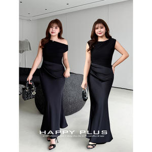 Vestido de Noche N9534 de un Solo Hombro con Corte Diagonal y Cola de Pez, Color Sólido, Cintura Natural, Talla Grande, Corte Largo - Product Image 5