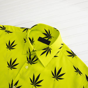 <span class=keywords><strong>Camicia</strong></span> da vacanza hawaiana estiva traspirante abbottonata <span class=keywords><strong>camicia</strong></span> da <span class=keywords><strong>uomo</strong></span> <span class=keywords><strong>viscosa</strong></span> Logo personalizzato <span class=keywords><strong>manica</strong></span> <span class=keywords><strong>corta</strong></span> stile personale all'ingrosso - Product Image 3