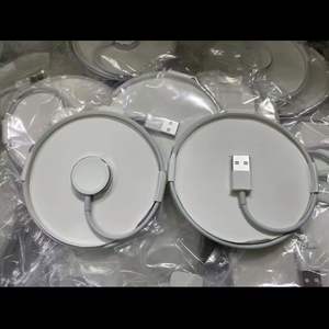 Câble de chargement magnétique pour montres S4/S5/S6/S7/<span class=keywords><strong>S8</strong></span>/S9 Câble de données USB de type C Chargeur sans fil en nylon Catégorie de produit Câbles de données - Product Image 3