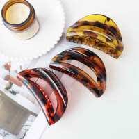 Vente en gros de pinces à cheveux en plastique en forme de croissant de lune de 10,5 cm pour femmes, imprimé écaille de tortue, imprimé léopard, usage quotidien, minimaliste