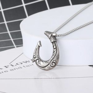 Vente en gros de bijoux vikings personnalisés pour hommes, pendentif en acier inoxydable à motif celtique, collier avec pendentif en forme d'hameçon - Product Image 3