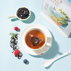 La fabbrica fornisce bustine di tè aromatizzate alla frutta canadese per l'esportazione, bustine di tè a forma di piramide - Product Image 2