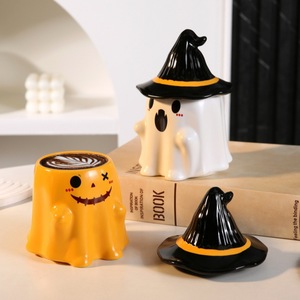 Venta al por mayor nueva creativa 3D <span class=keywords><strong>Halloween</strong></span> divertido tazas de café de cerámica logotipo personalizado FORMA DE elfo pintado a mano <span class=keywords><strong>taza</strong></span> de porcelana <span class=keywords><strong>taza</strong></span> de té con tapa - Product Image 1