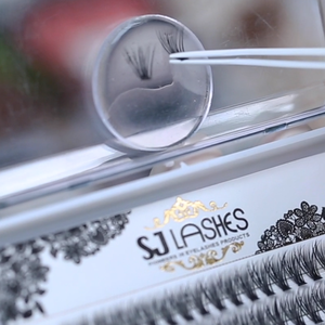 Pestañas de visón 40D precortadas, juego de pestañas de visón <span class=keywords><strong>con</strong></span> ventilador de volumen pegado al calor, de fácil ventilación, grupos individuales, tira rusa - Product Image 5