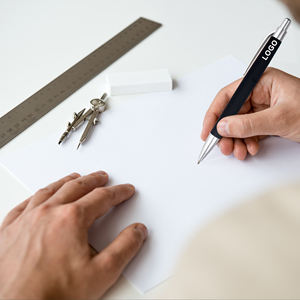 Stylo bille promotionnel personnalisé avec logo, revêtement en caoutchouc plastique, idéal pour les cadeaux d'hôtel, impression personnalisée pour entreprises - Product Image 5