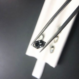 อัญมณีทรงหลวมได้รับการรับรองจากแผนกดัชเชสระดับกลางจากห้องปฏิบัติการออกแบบได้ตามต้องการ - Product Image 2