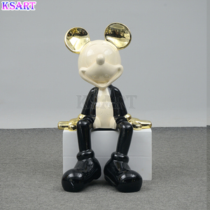 Cartone animato creativo viscerato Mickey Minnie statua di Mickey Minnie cartone animato Mickey seduto su una sedia - Product Image 6
